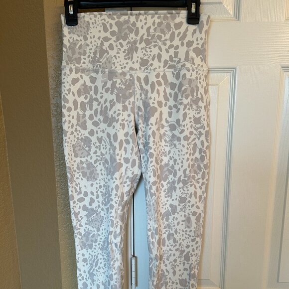 Lululemon Leggings - Grey and White Pattern - Size 8 (No Size Tags but Measures) - Picture 1 of 13